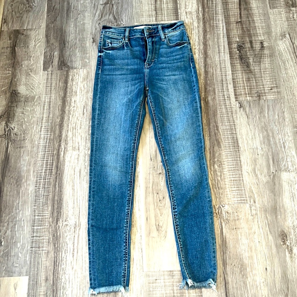Womens skinny jeans -hidden brand. Size 26 waist brand new with tags